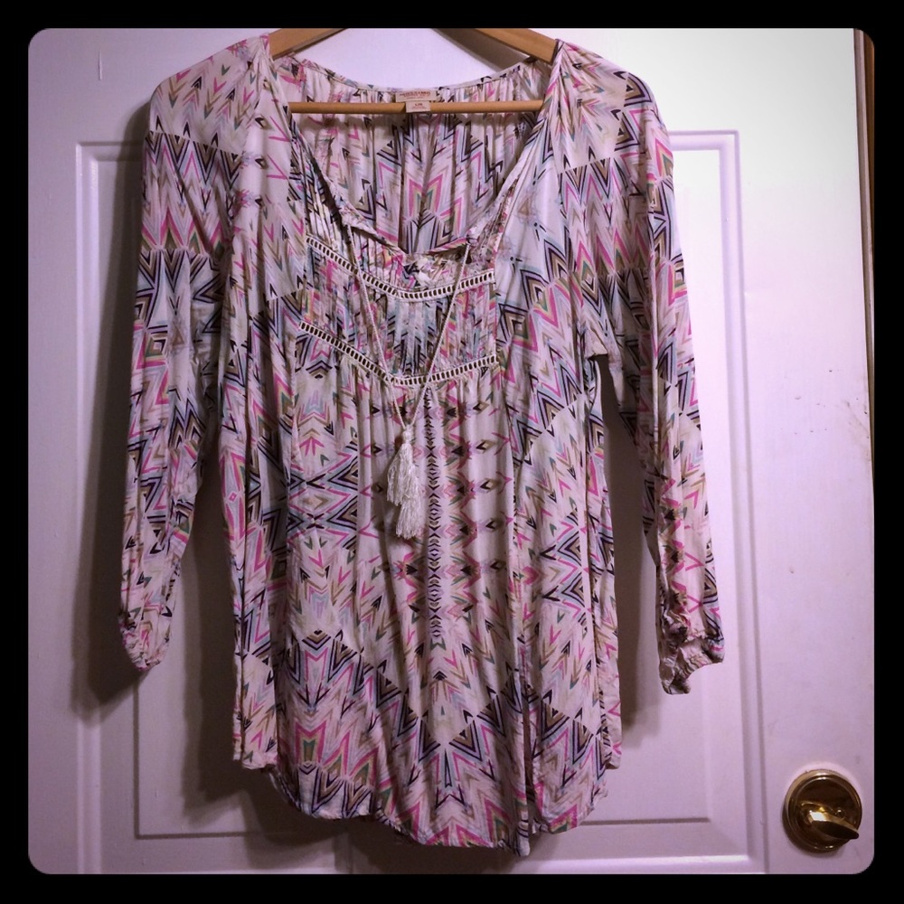 Mossimo chevron multi colored top