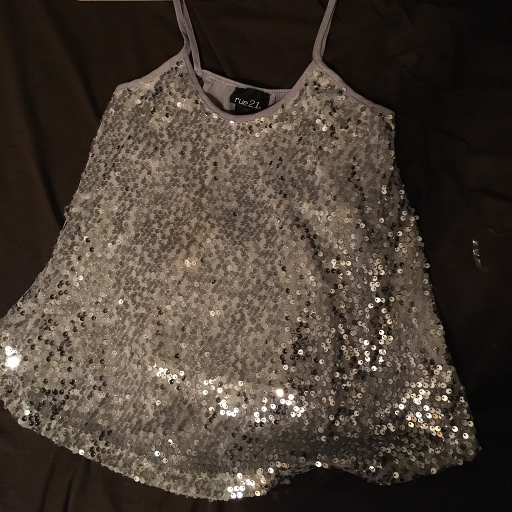 Sequenced shirt