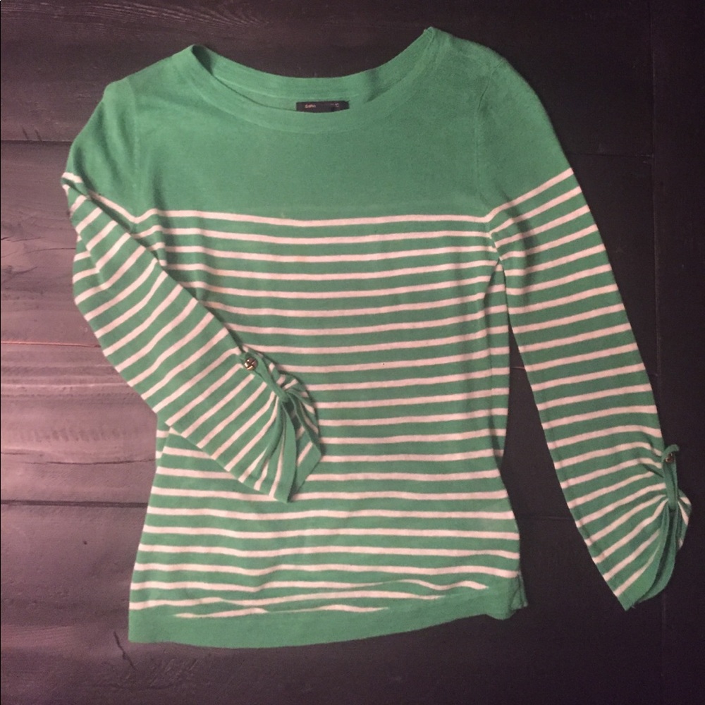 🎈Light-weight Banana Republic sweater!