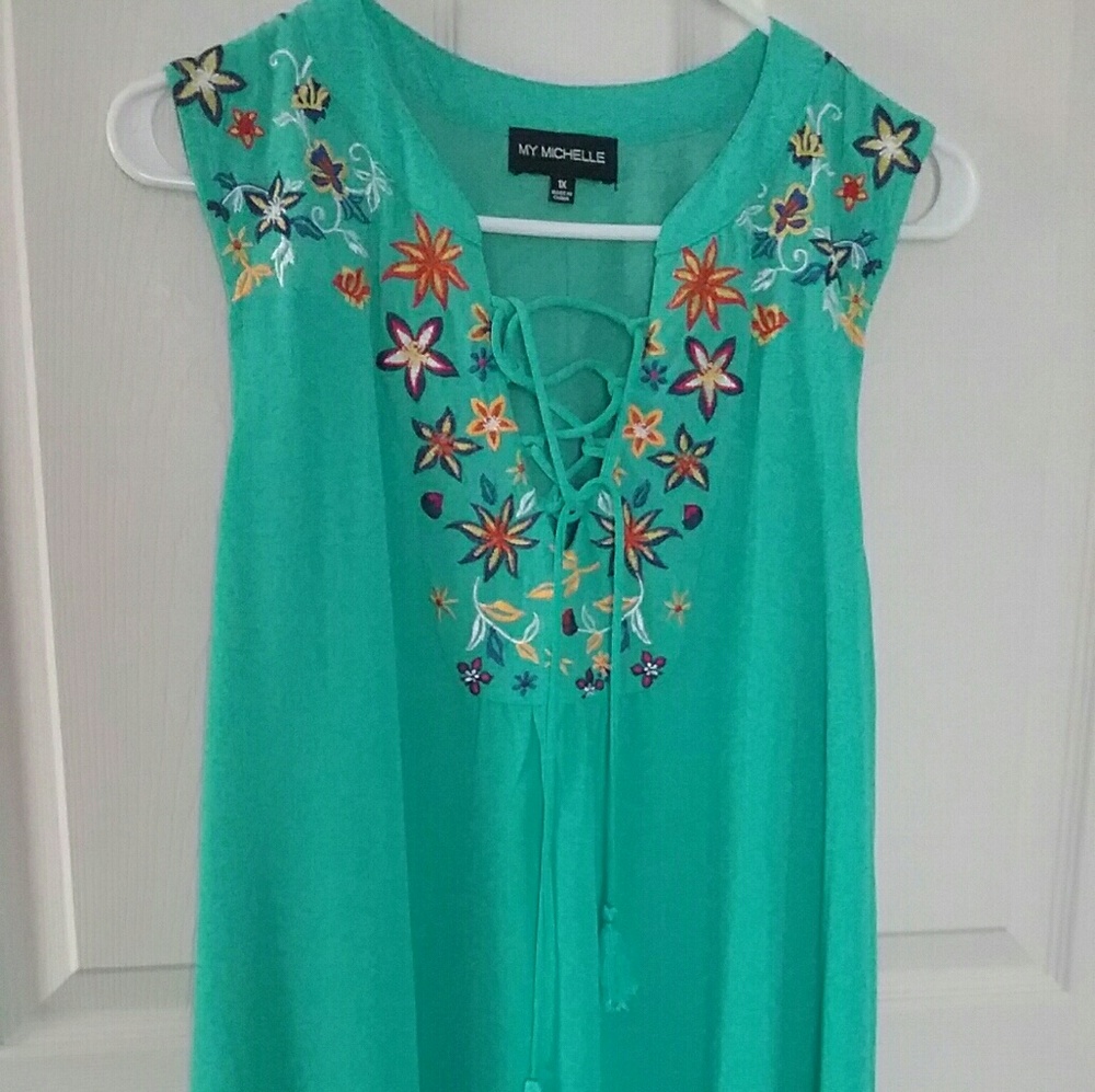 Sleeveless spring/summer dress