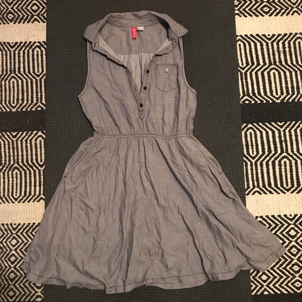 Divided A-Line Dress 👗