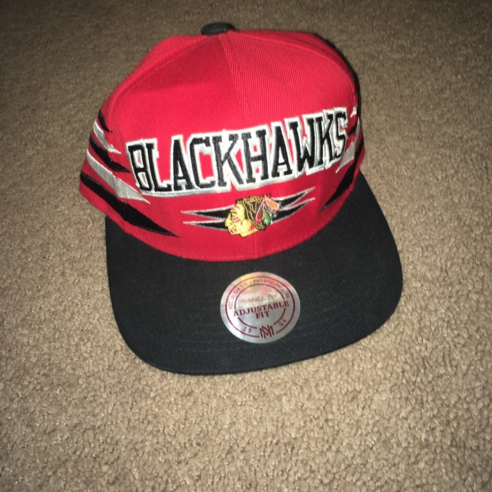 Blackhawks snap back red