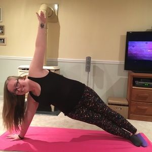 Meet Your Posher, Nicole ✨