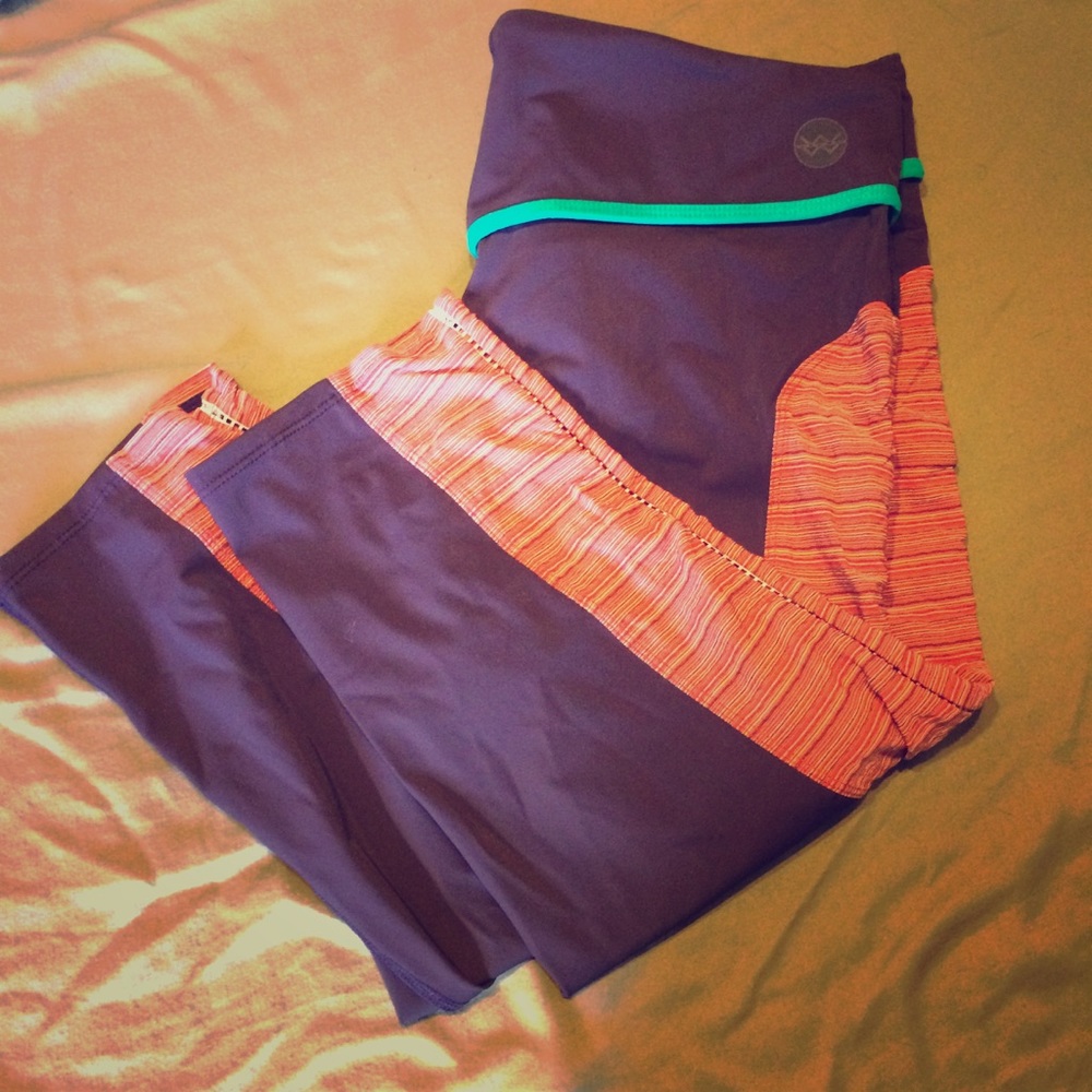 Without Walls Urban Outfitters athletic capris