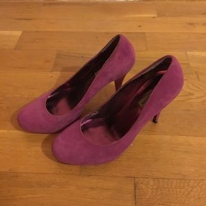 Fuchsia heels