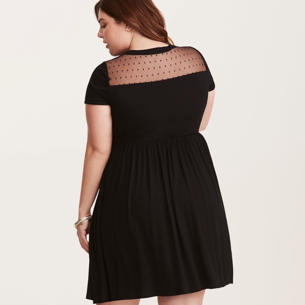 ONLY 1 LEFT!! I Dot Mesh Inset Skater Dress 🖤 - Picture 4 of 4