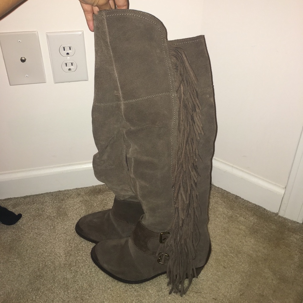 Over the knee fall fringe boots