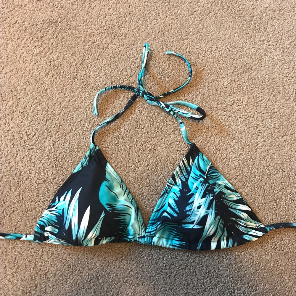 Leaf print bikini top