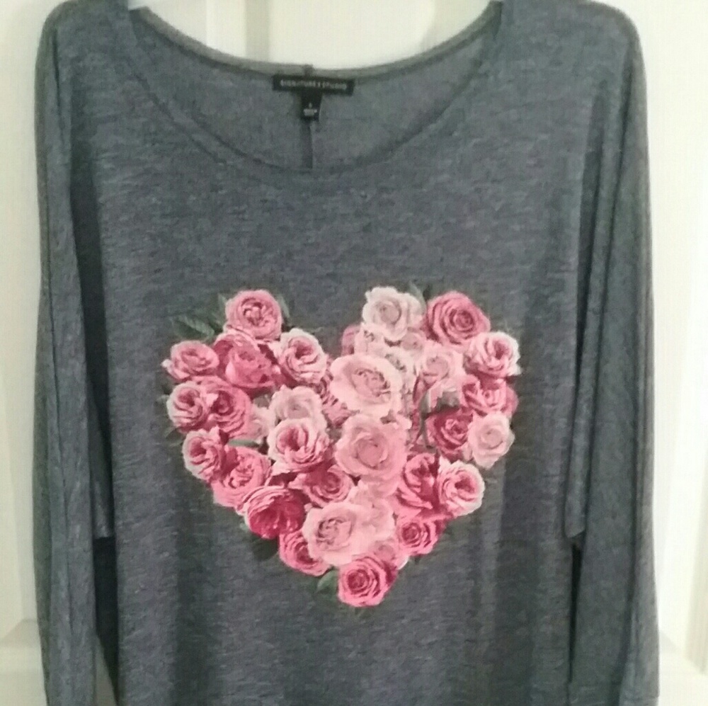 3/4 sleeves light weight cute shirt