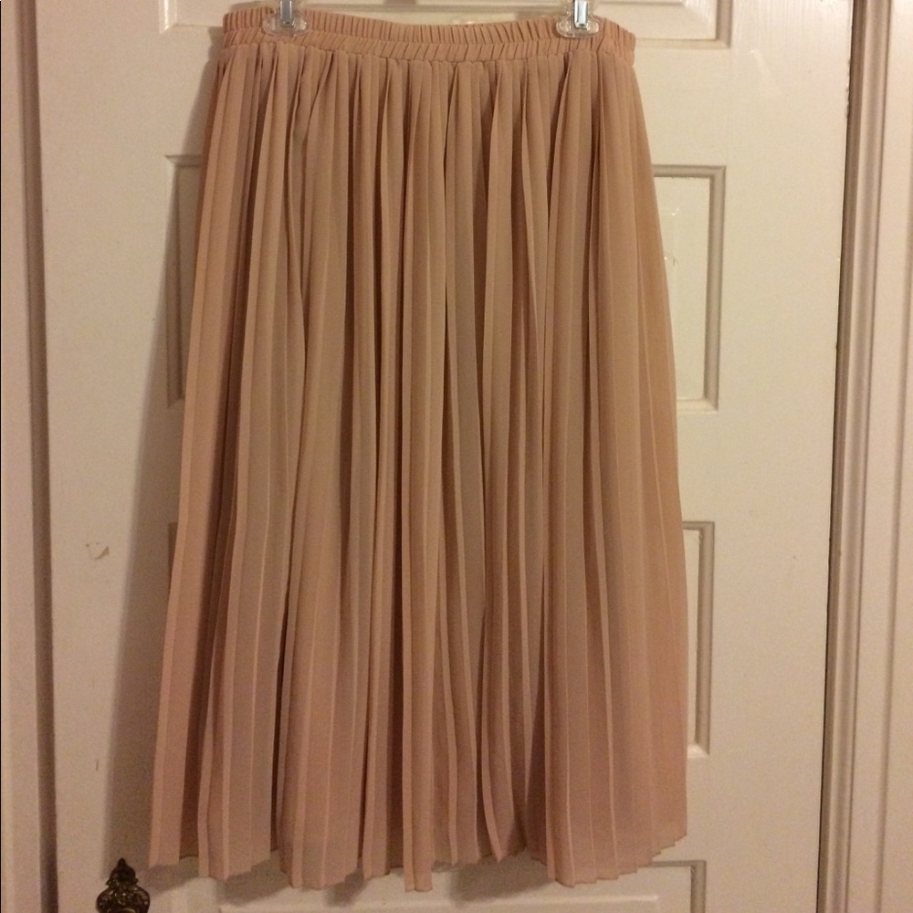 Blush Pleated Midi Skirt
