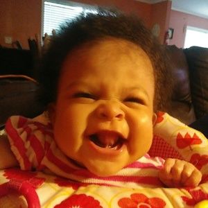 Meet your Posher, Nicole