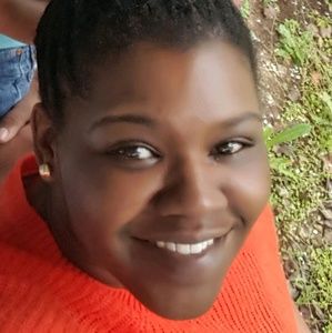 Meet your Posher, Devyn