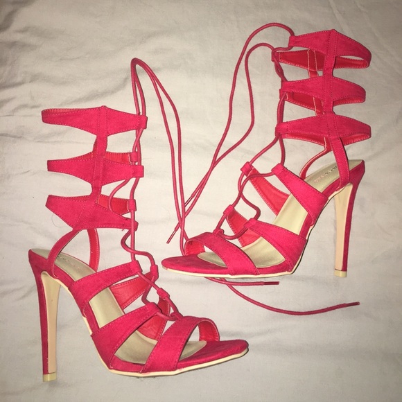 Red lace up heels sz 7.5 - Picture 1 of 2