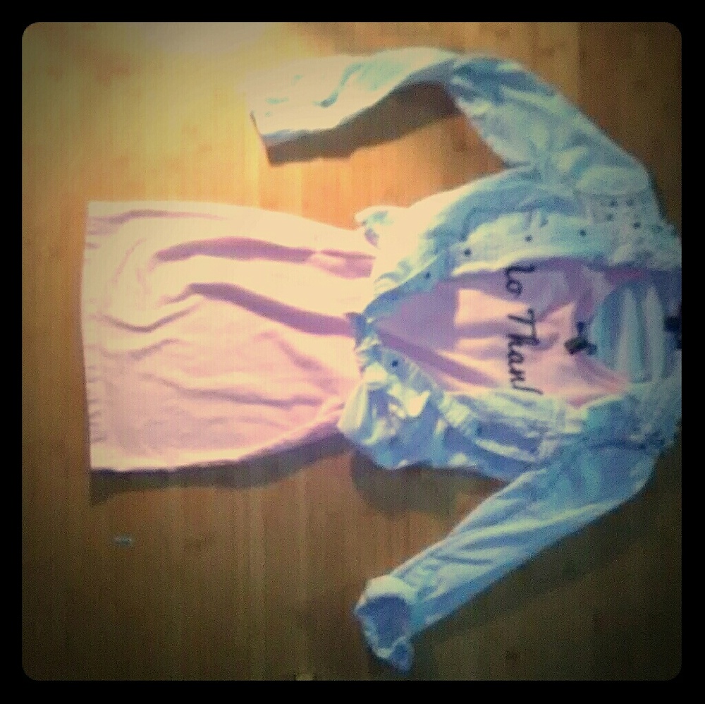 Pink dress 'No Thanks'. Light blue jacket.