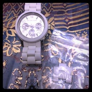 Michael kors white silicon watch