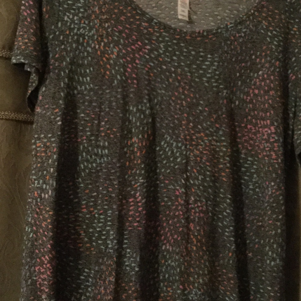 Lularoe classic t. Size large