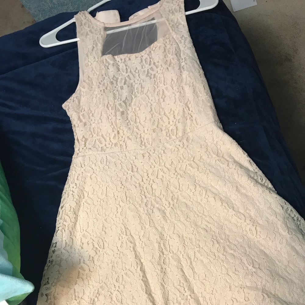 Dress ❤️ - Picture 3 of 4