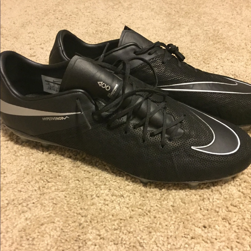 Nike Hypervenom Tech Pack Size 12