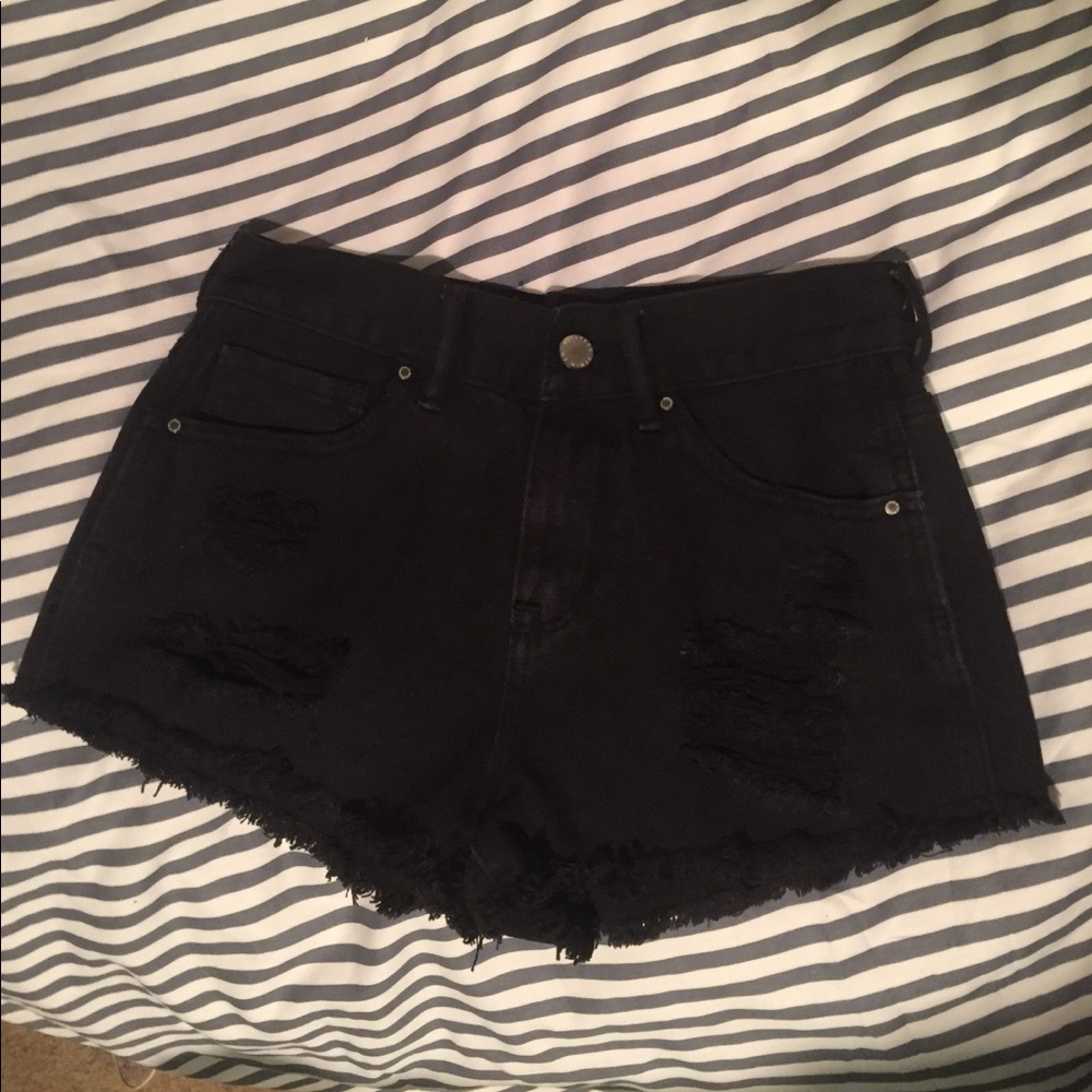 Bullhead black ripped denim shorts
