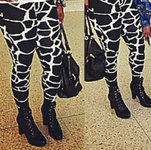 Worn  Circa Joan David  luxe Black Leather boots - Picture 7 of 7