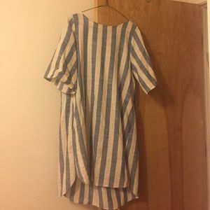 Blue N white stripes all over 😍