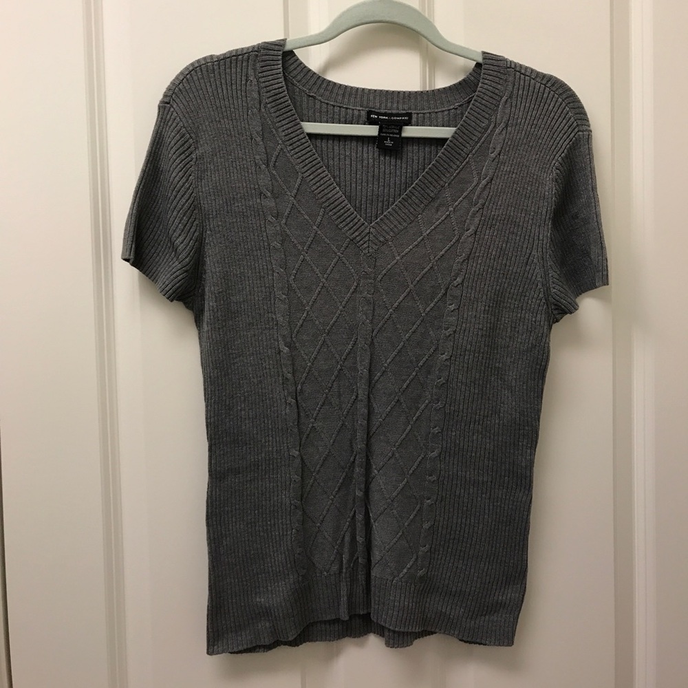 New York & Company Short Sleeve Sweater