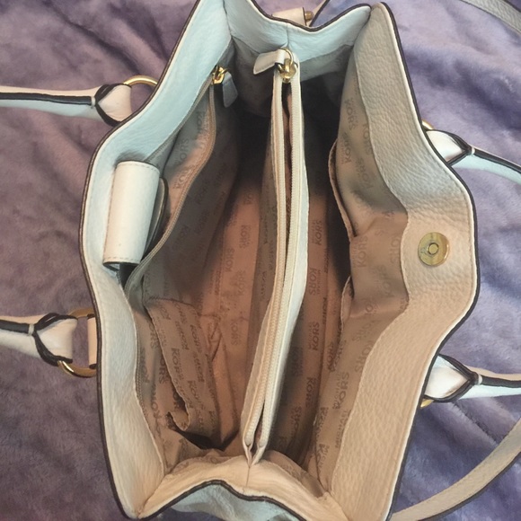 Michael Kors white leather purse - Picture 5 of 8