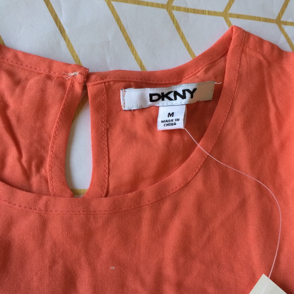 3/$25 Sample Sale! DKNY Girls Top, 6 + M - Picture 3 of 7