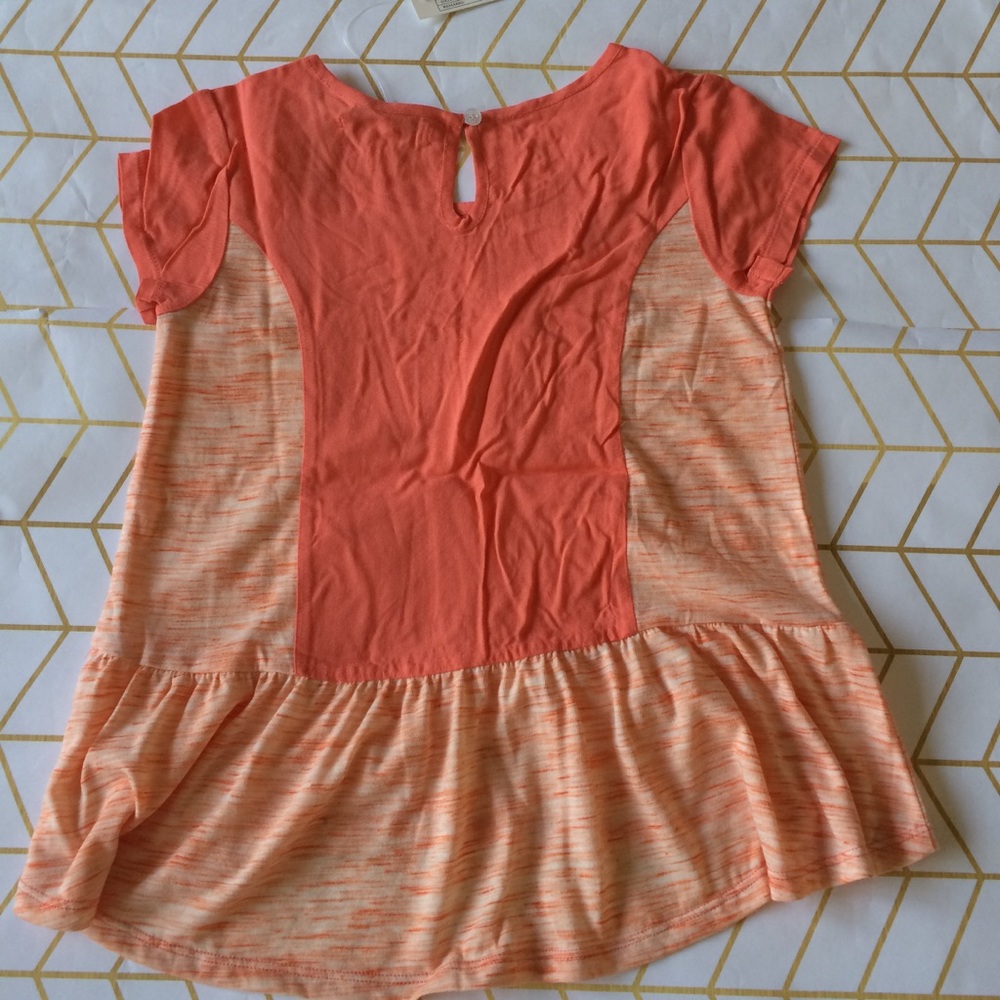 3/$25 Sample Sale! DKNY Girls Top, 6 + M - Picture 5 of 7