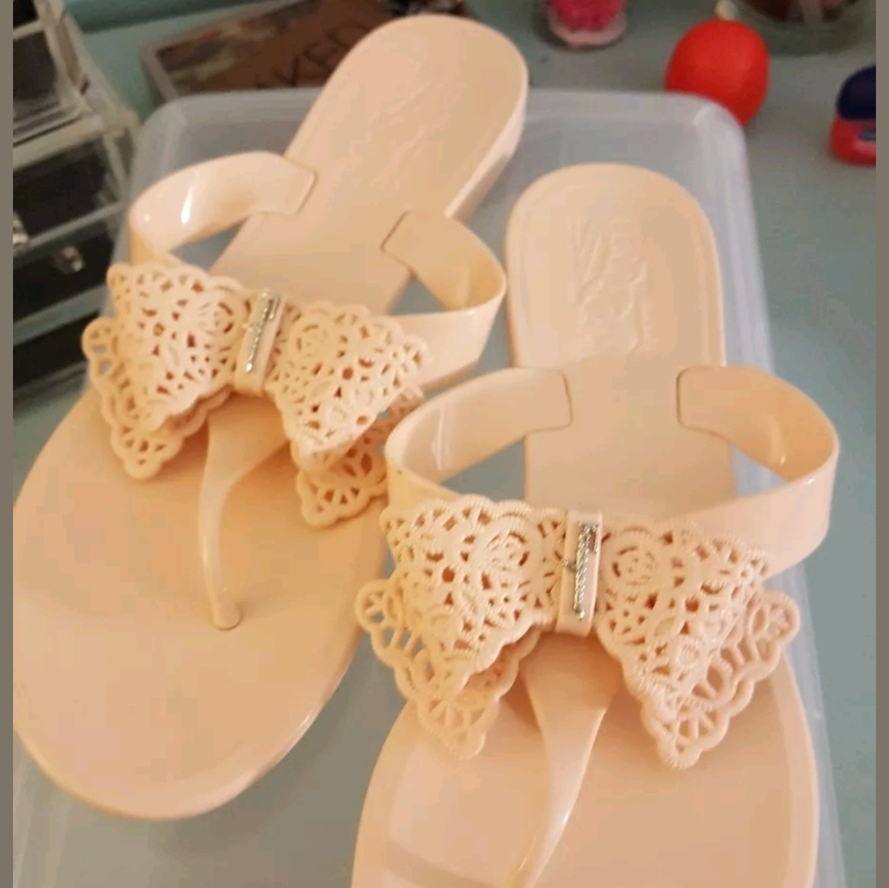 Salvatore Ferragamo jelly flats