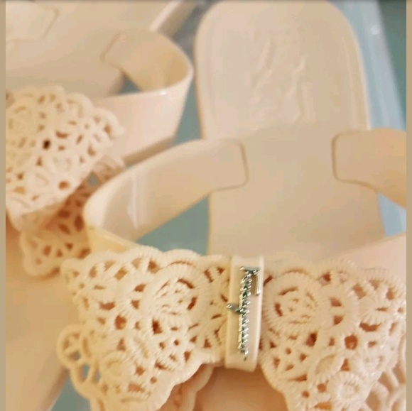 Salvatore Ferragamo jelly flats - Picture 3 of 4