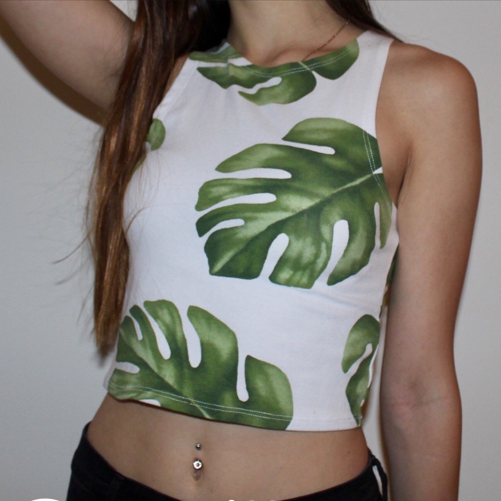 Palm frond crop tank 💛