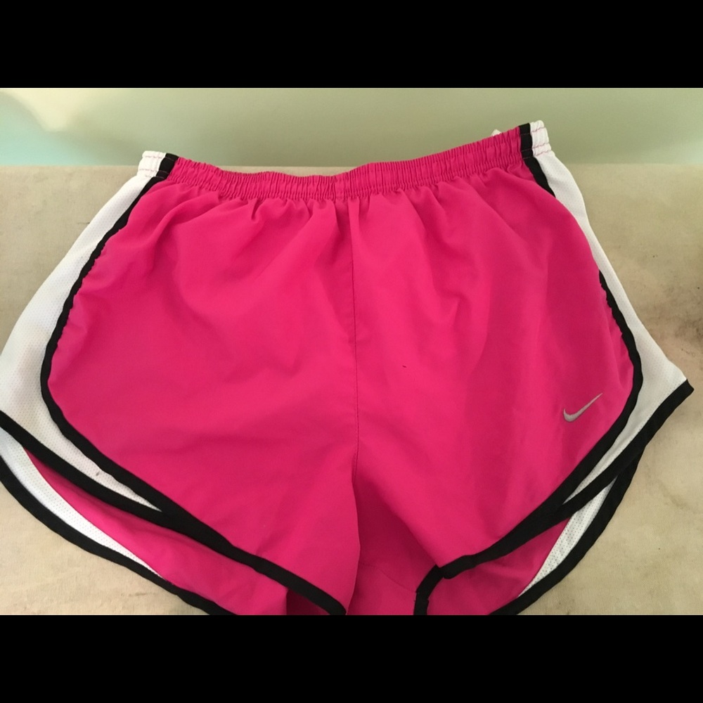 Nike tempo running shorts