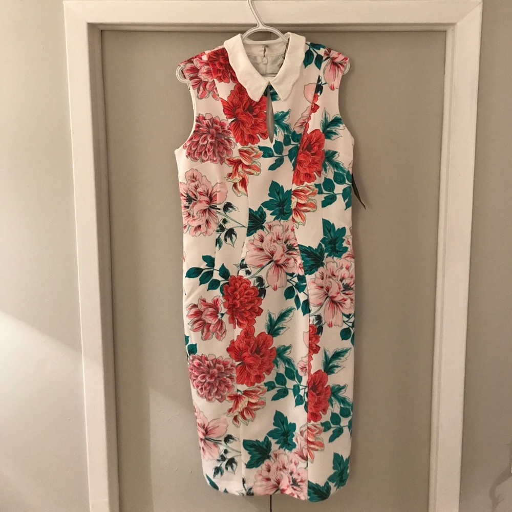 Floral fitted dress
