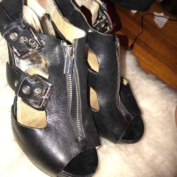 Michael Kors black buckle heels - Picture 4 of 5