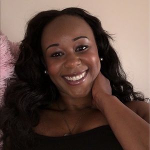 Meet your Posher, Casey