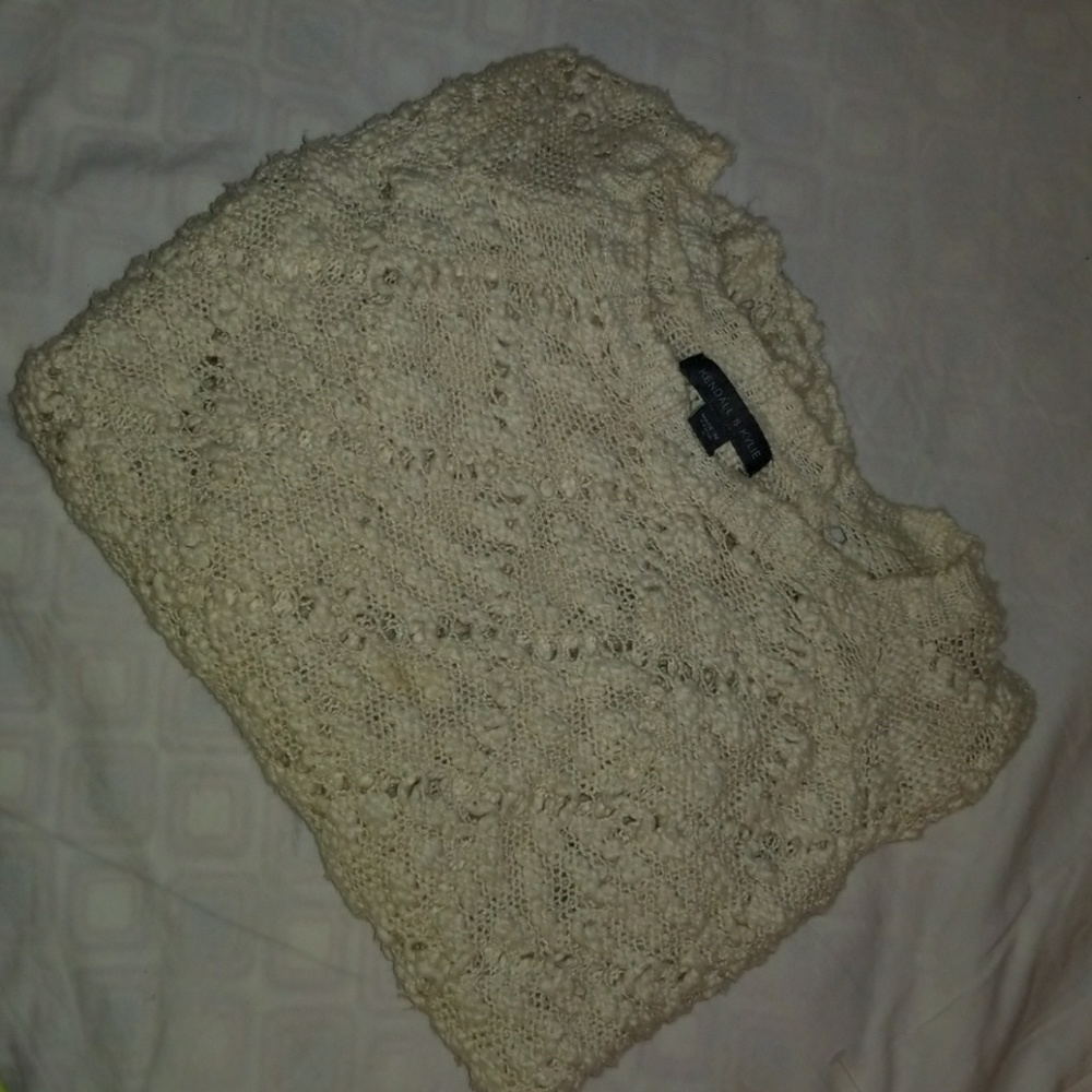 Kendall & Kylie sweater