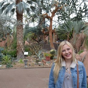 Meet your Posher, Mikala