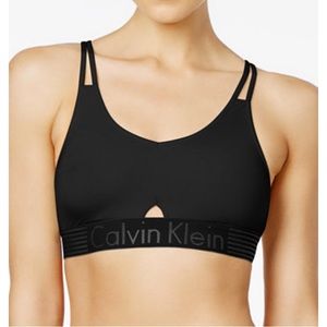 Calvin Klein strapping sports bra ◾️🔘🔳〰