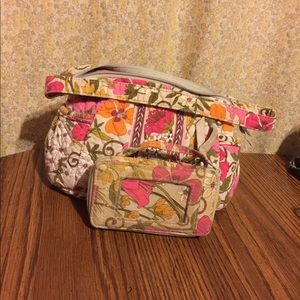Tea Garden Vera Bradley  purse and wrist let.