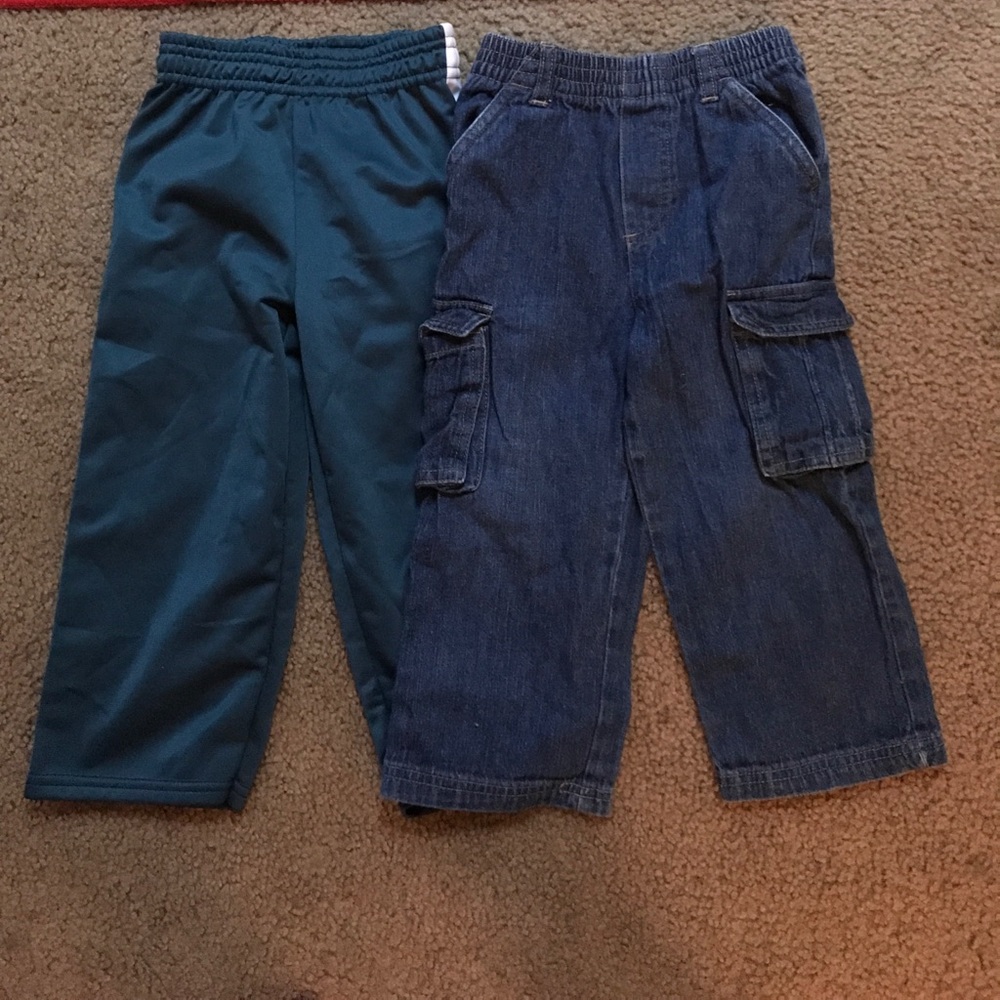 2 pairs boys size 3T pants.
