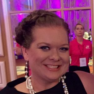 Meet your Posher, Kelly