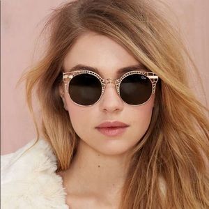QUAY AUSTRALIA FLEUR SUNGLASSES - GOLD