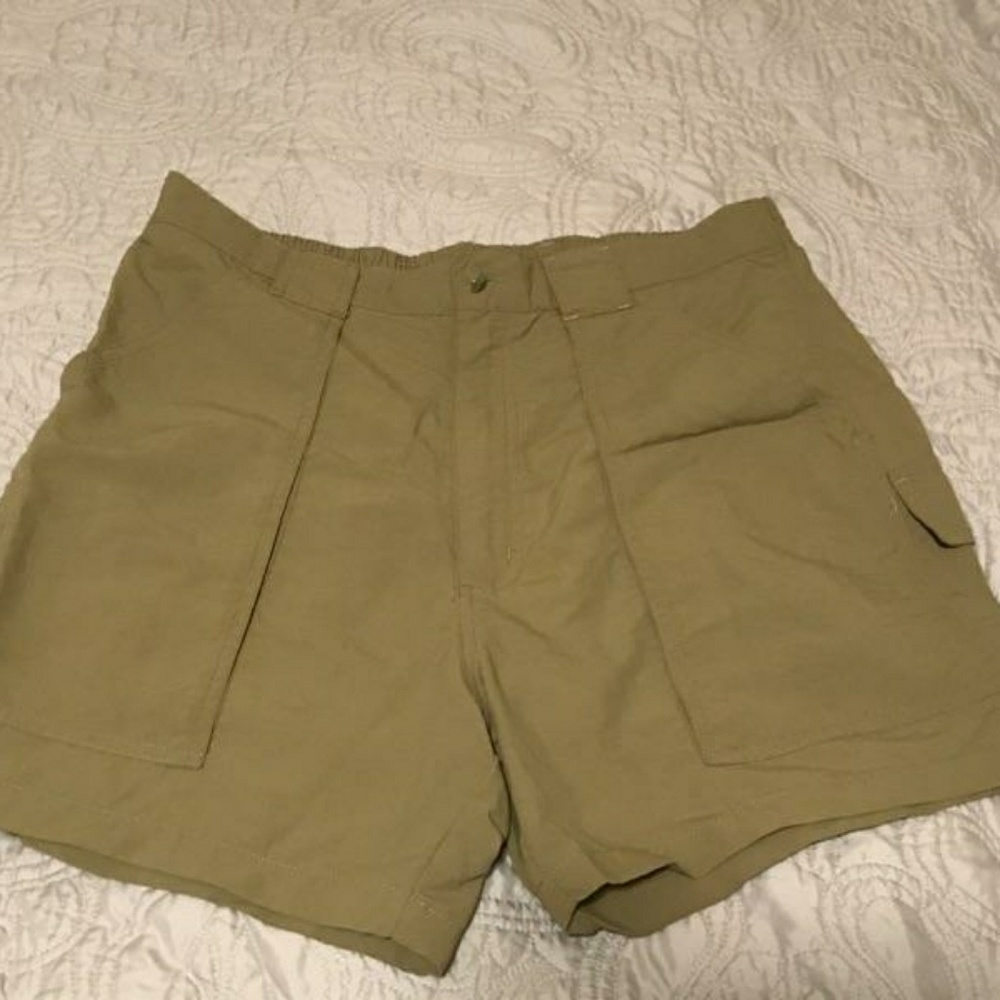 Worldwide Sportsman 100% Nylon Khaki Shorts