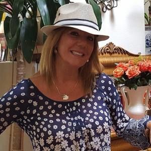 Meet your Posher, Renae