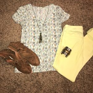 🌼Urban Outfitters Dreamcatcher Shirt🌼