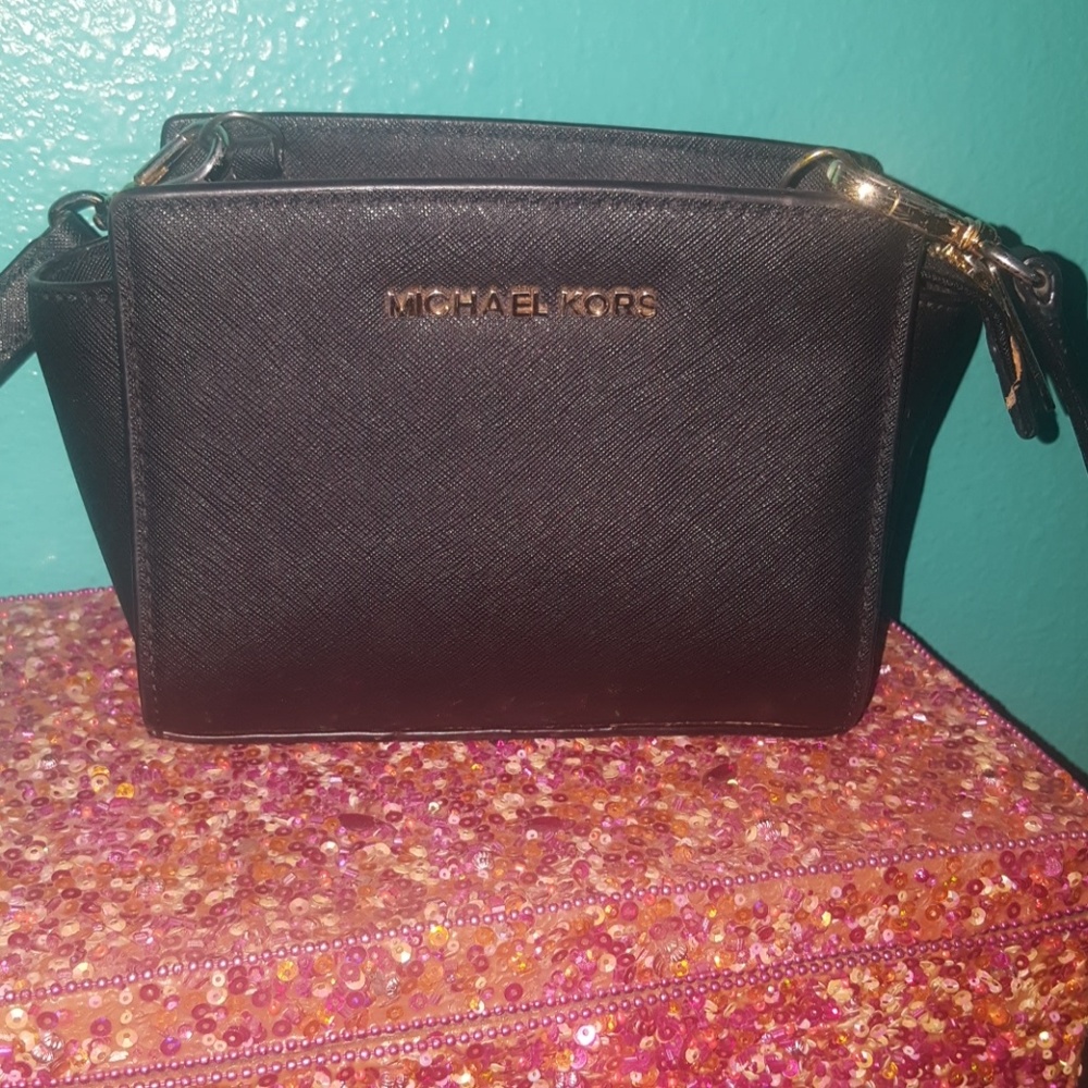 Michael Kors Mini saffiano crossbody