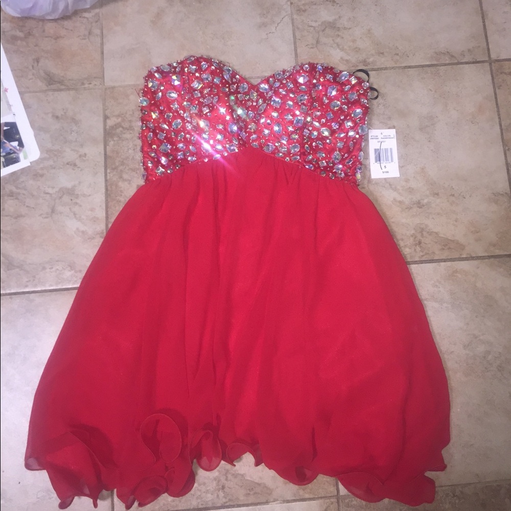 red homecoming dress NWT