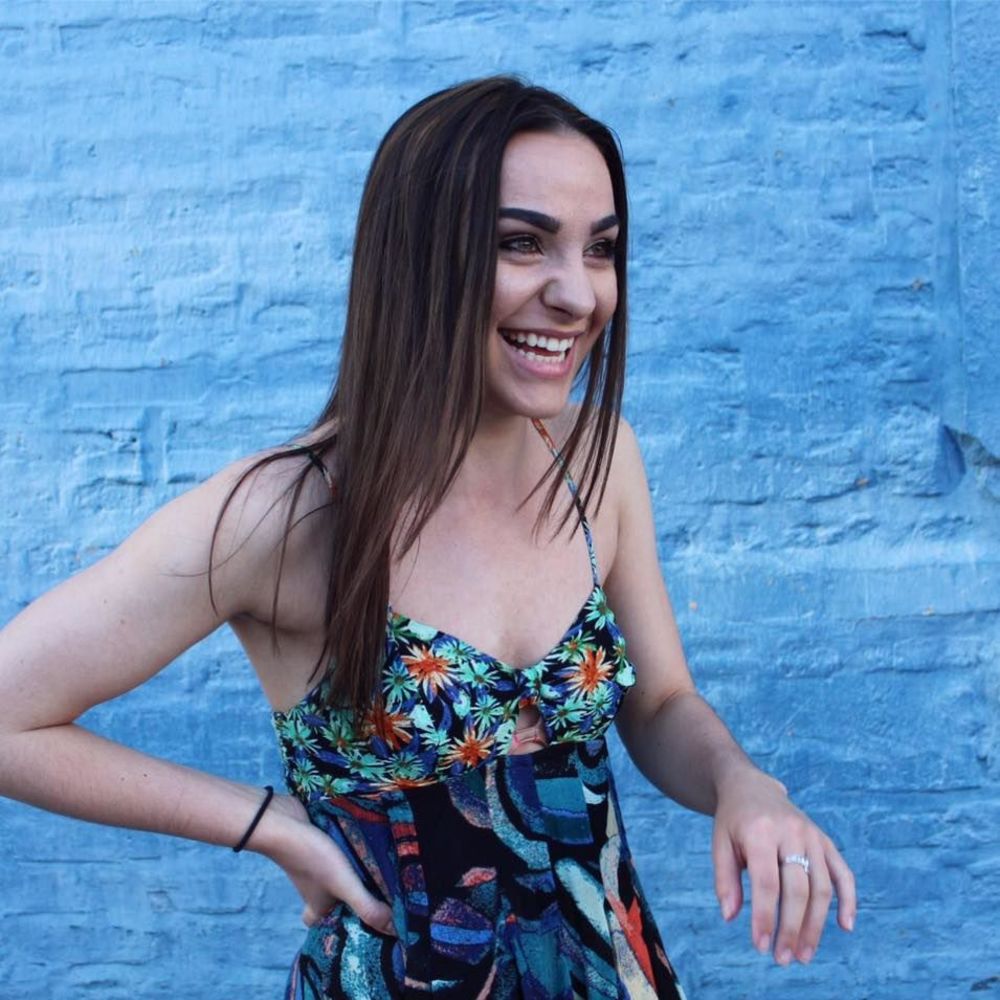 Meet your Posher, Lena