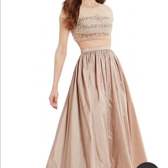 Terani Couture Dresses & Skirts - Terani Couture Gown Dress